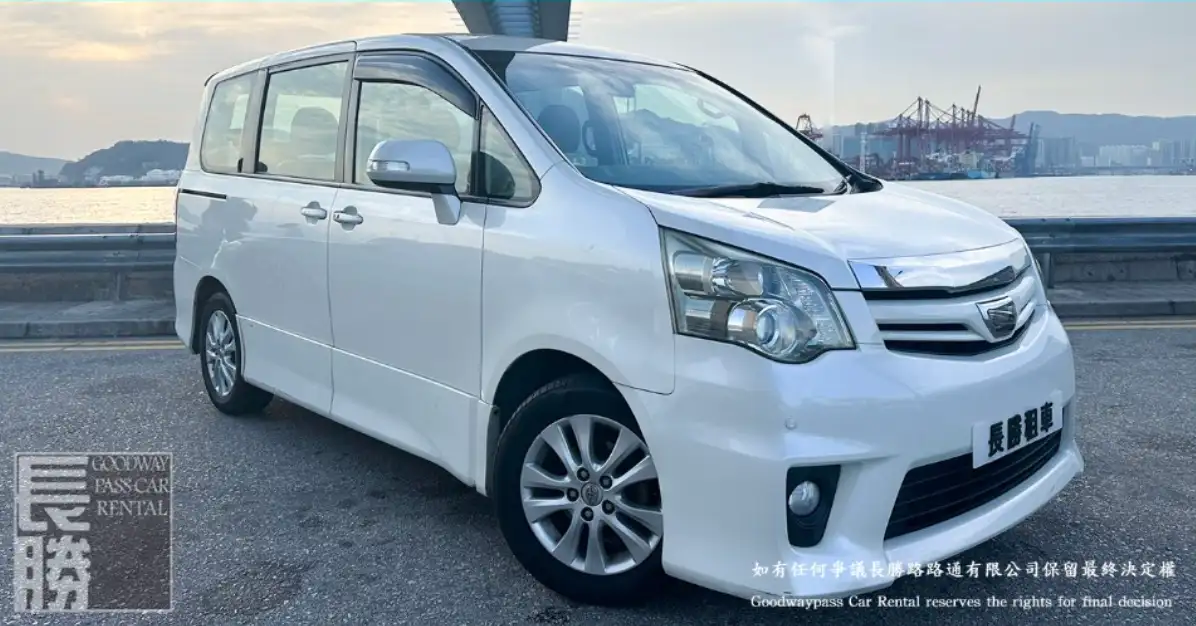 TOYOTA NOAH 租車 - 香港租車