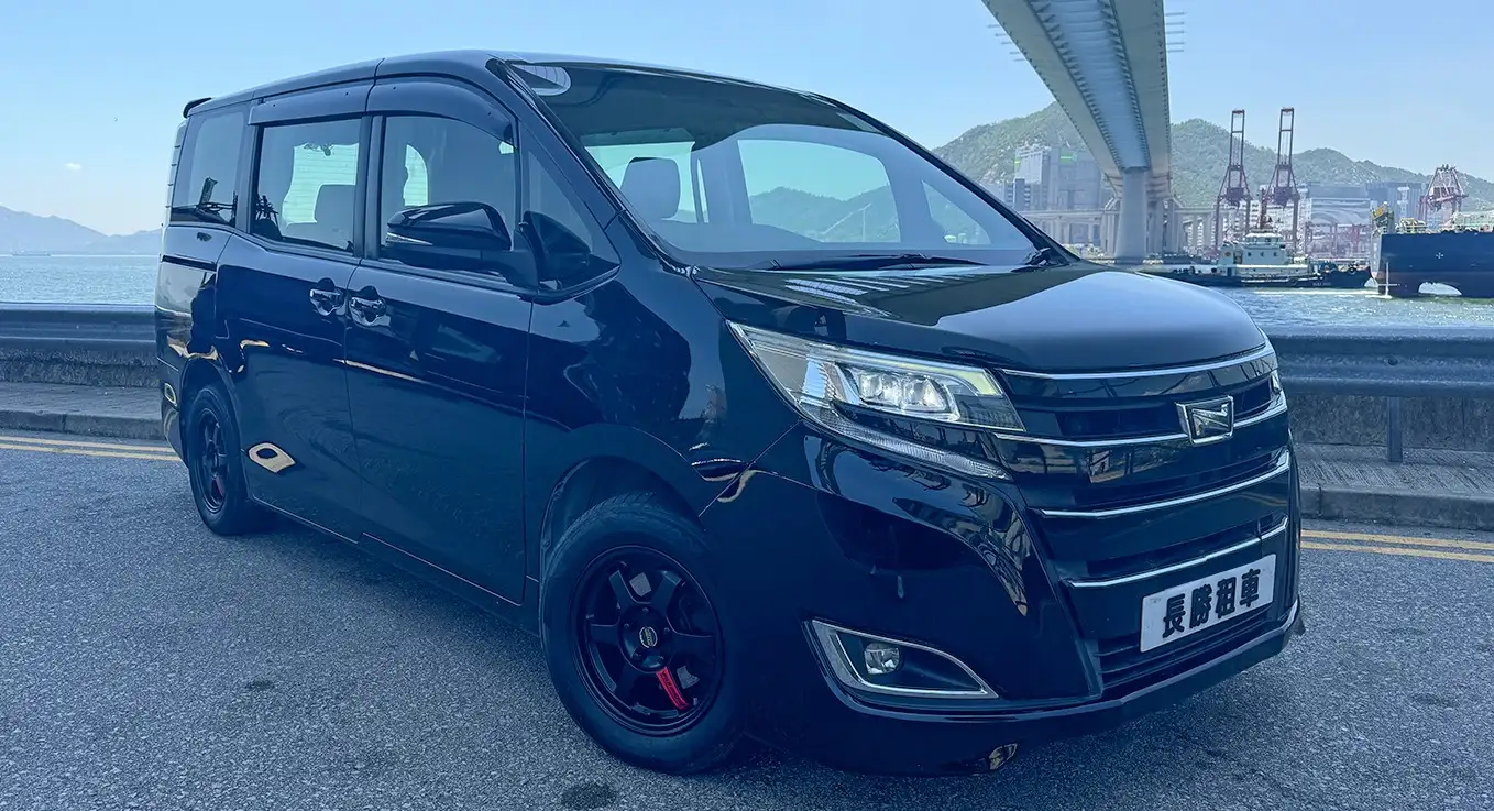 TOYOTA NOAH 租車 - 香港租車