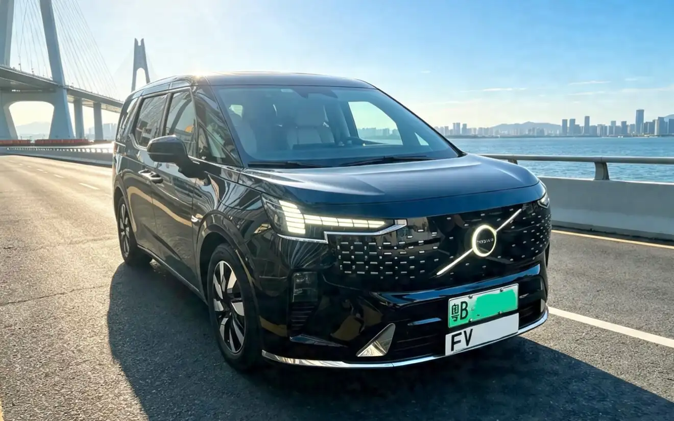 VOLVO 租車 - 香港租車